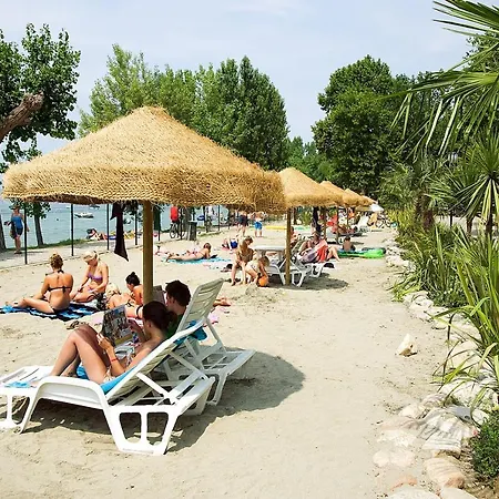 Casa Mobile - Cisano San Vito **** Кемпинг *