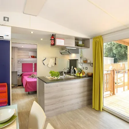 Casa Mobile - Cisano San Vito **** Кемпинг